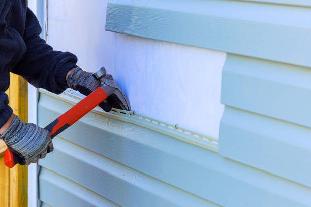 Reliable Emergency Siding Repair contractor in Bloomington, TX by Squared Siding